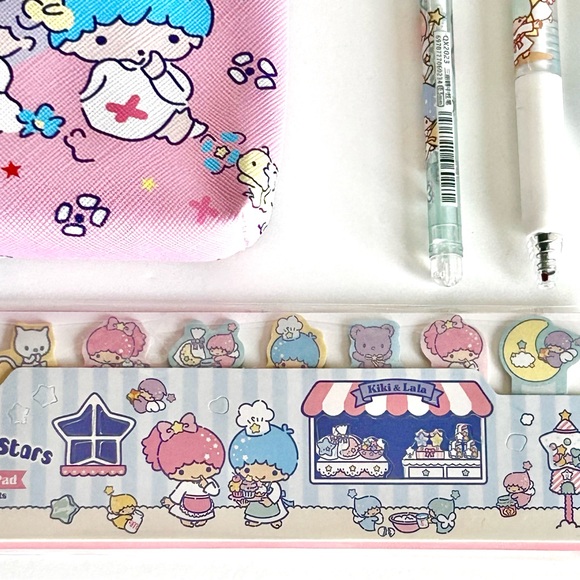 ⭐️Little Twin Stars Adorable Christmas Stocking Stuffer 6-Piece Bundle - Picture 5 of 6